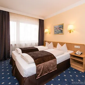 Royal 3*, München Tyskland
